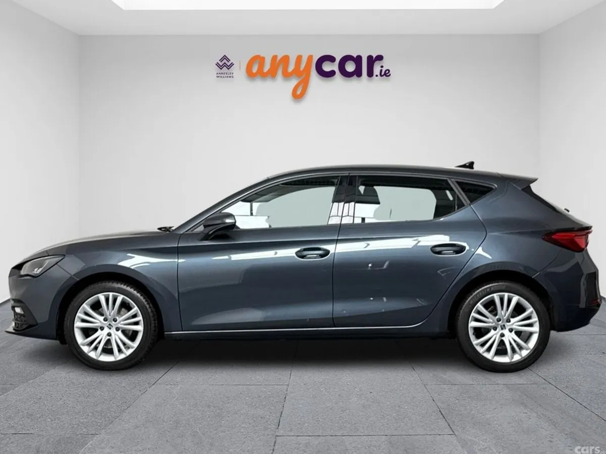 SEAT Leon Estate, Petrol, 2021, Grey