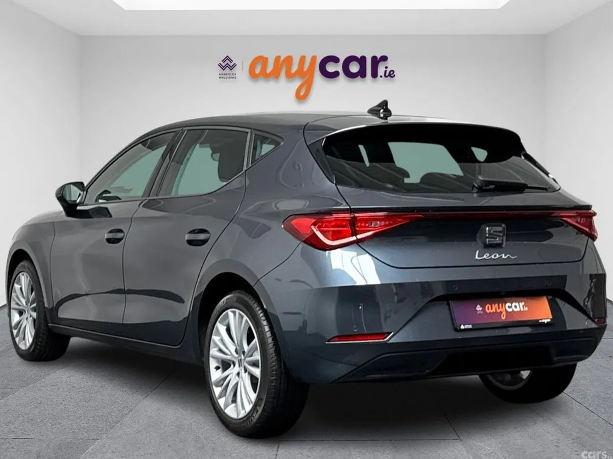 SEAT Leon Estate, Petrol, 2021, Grey