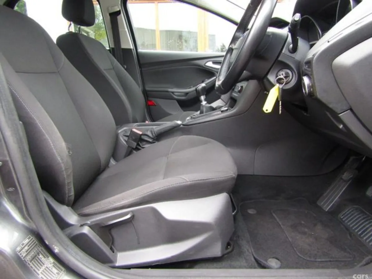 Ford Focus Hatchback, Diesel, 2016, Grey