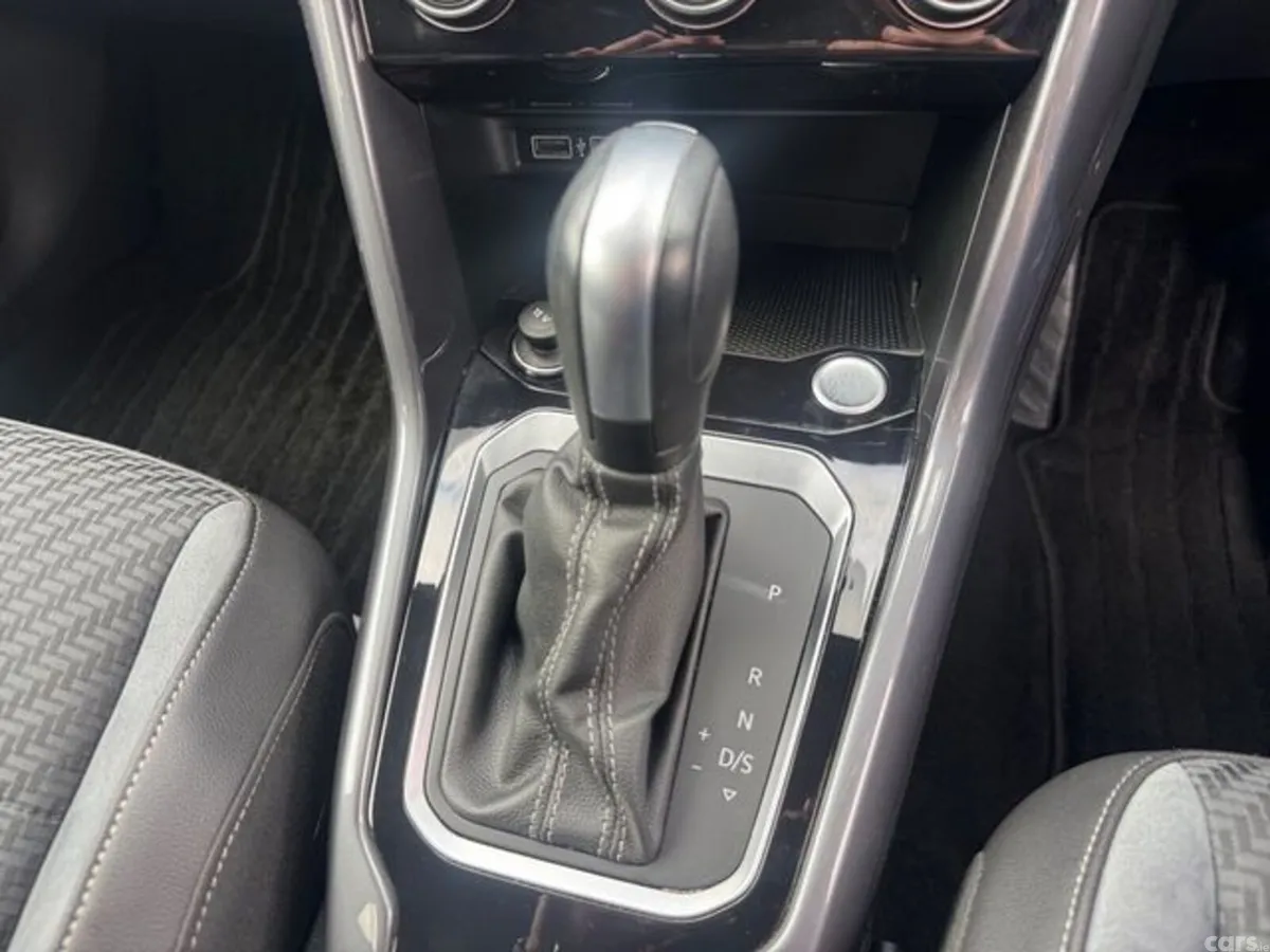 Volkswagen T-Roc Estate, Diesel, 2020, Grey