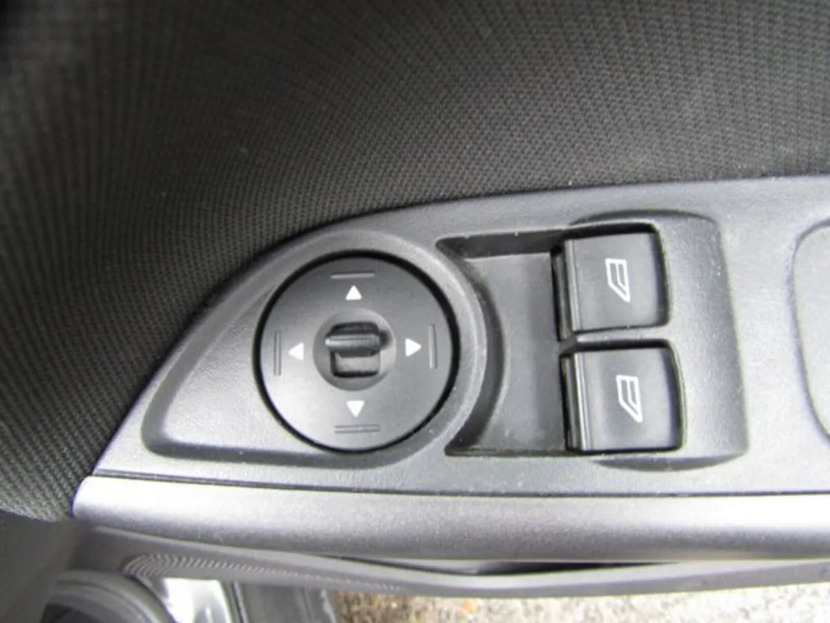 Ford Focus Hatchback, Diesel, 2016, Grey