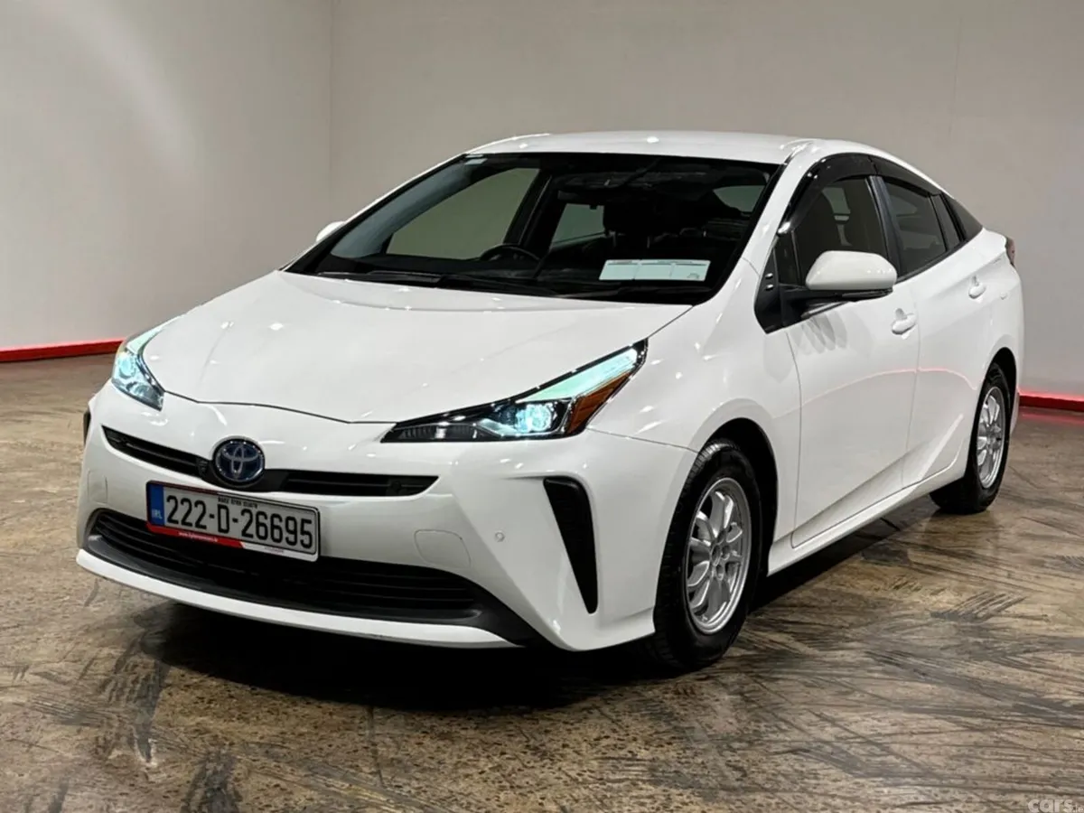 Toyota Prius Hatchback, Petrol Hybrid, 2022, White
