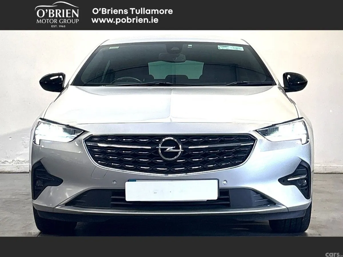 Opel Insignia Hatchback, Diesel, 2022, Grey