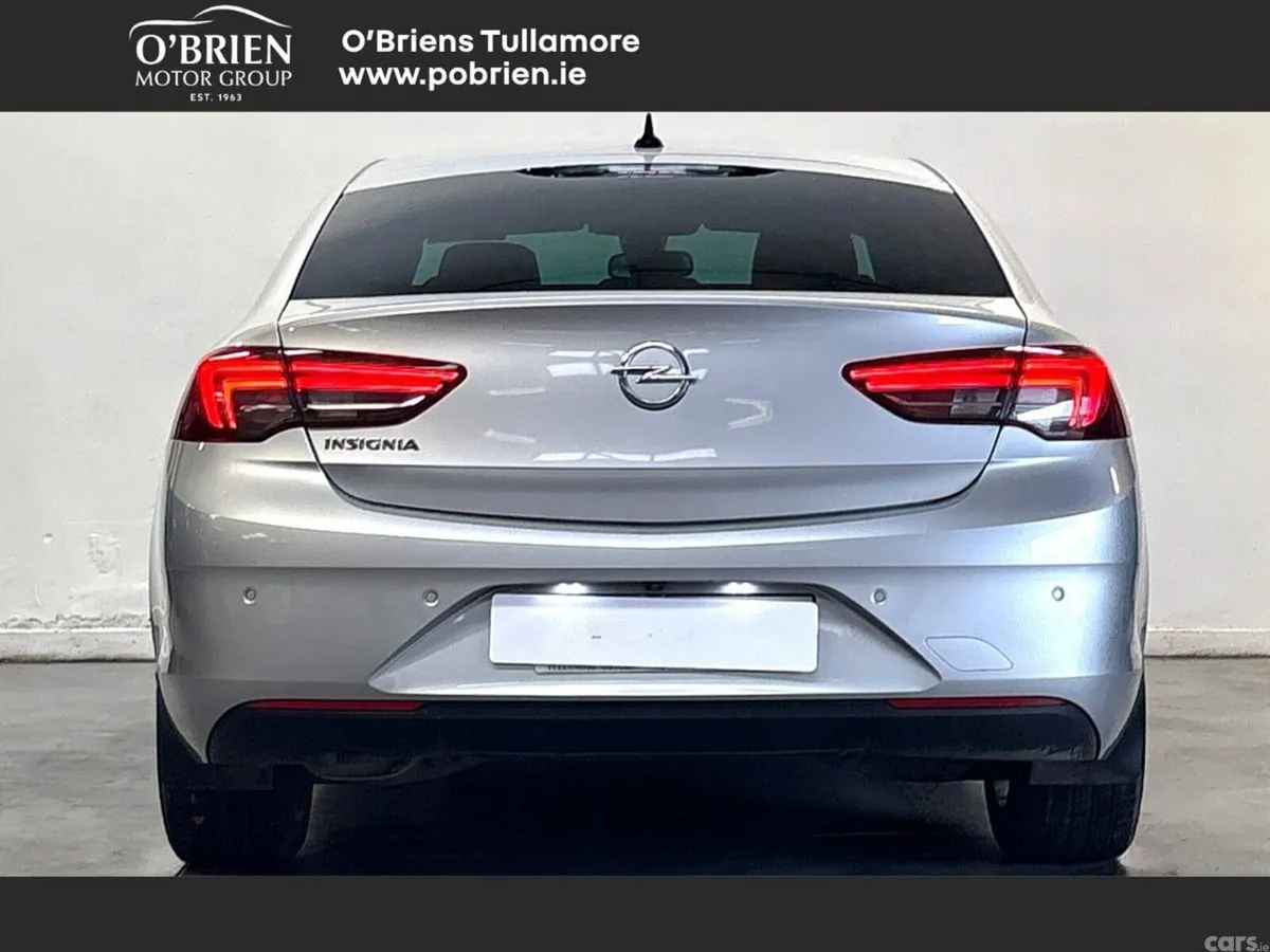 Opel Insignia Hatchback, Diesel, 2022, Grey