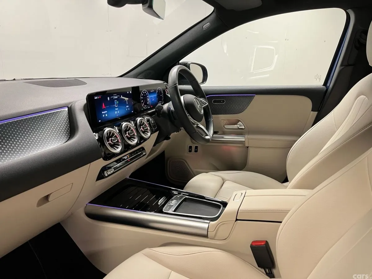 Mercedes-Benz GLA SUV, Petrol Plug-in Hybrid, 2024, Blue