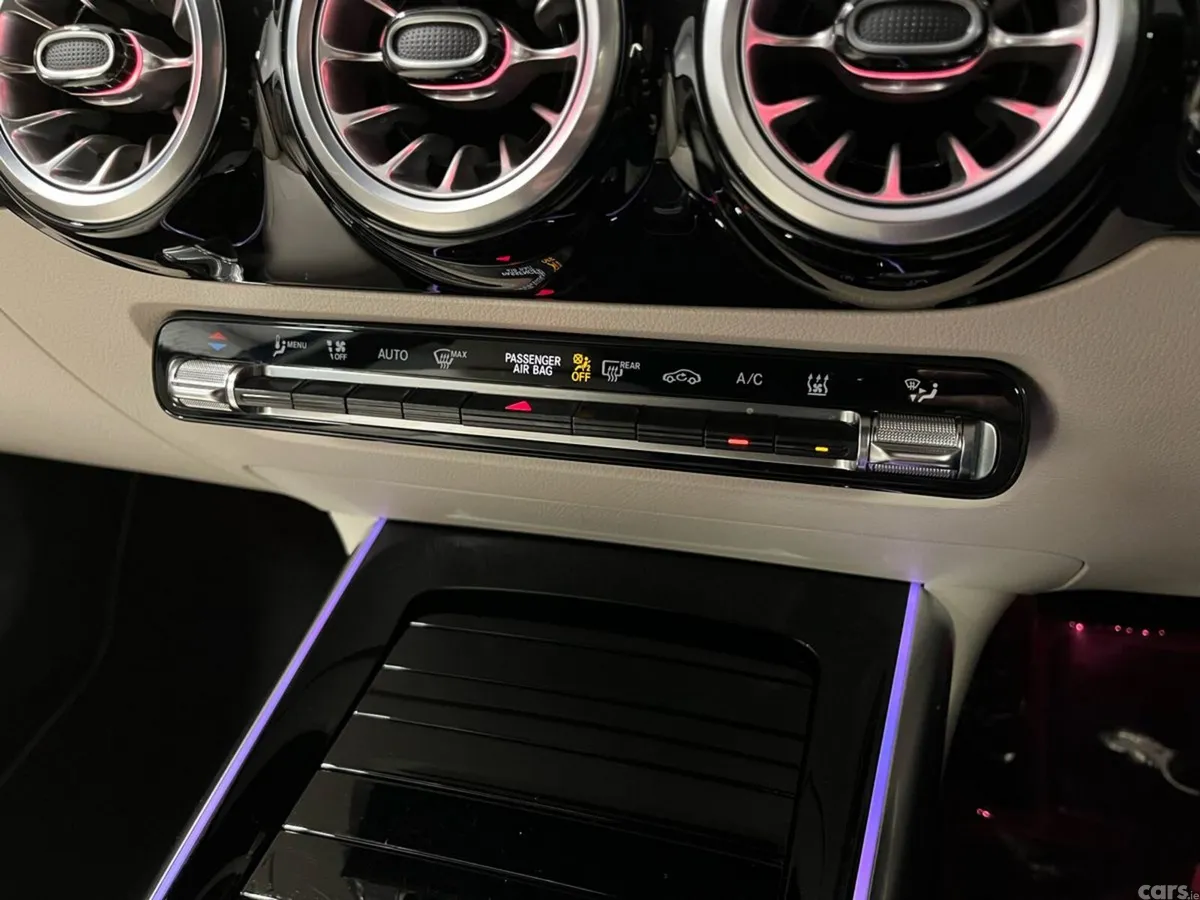 Mercedes-Benz GLA SUV, Petrol Plug-in Hybrid, 2024, Blue