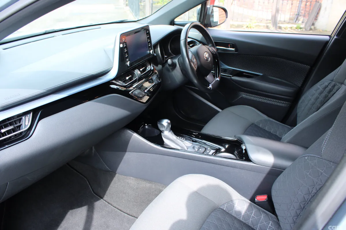 Toyota C-HR Hatchback, Petrol Hybrid, 2021, Grey