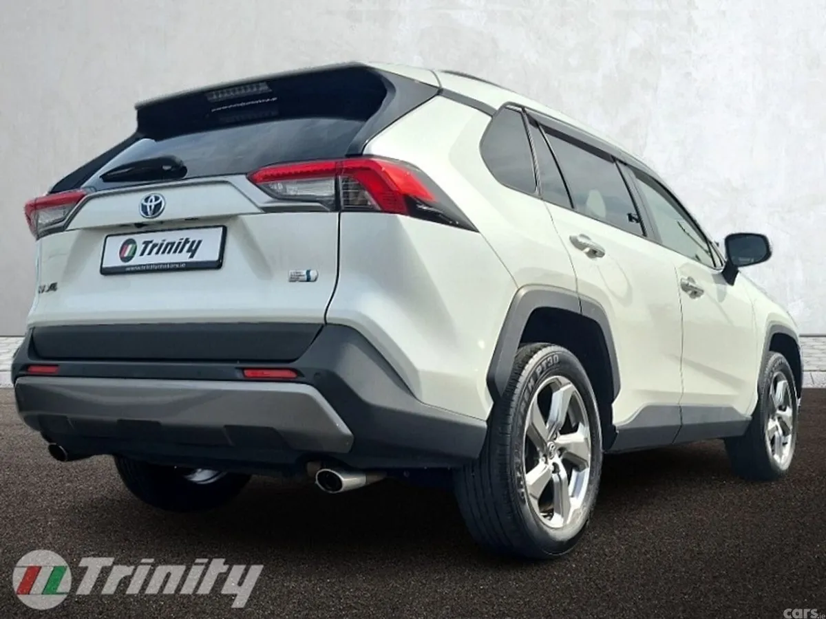 Toyota RAV4 SUV, Petrol Hybrid, 2021, White
