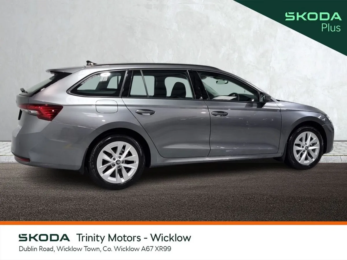 Skoda Octavia Estate, Diesel, 2026, Grey