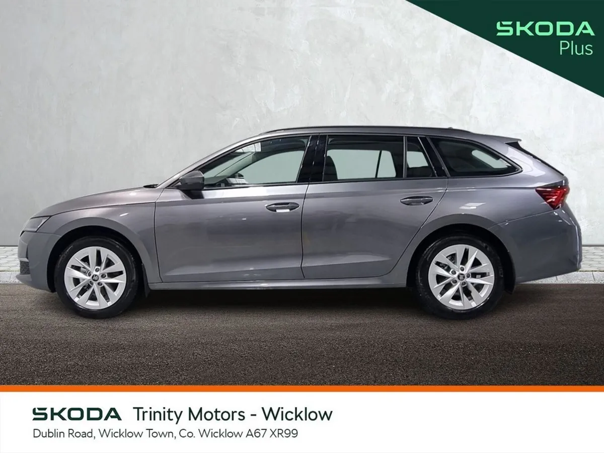 Skoda Octavia Estate, Diesel, 2026, Grey