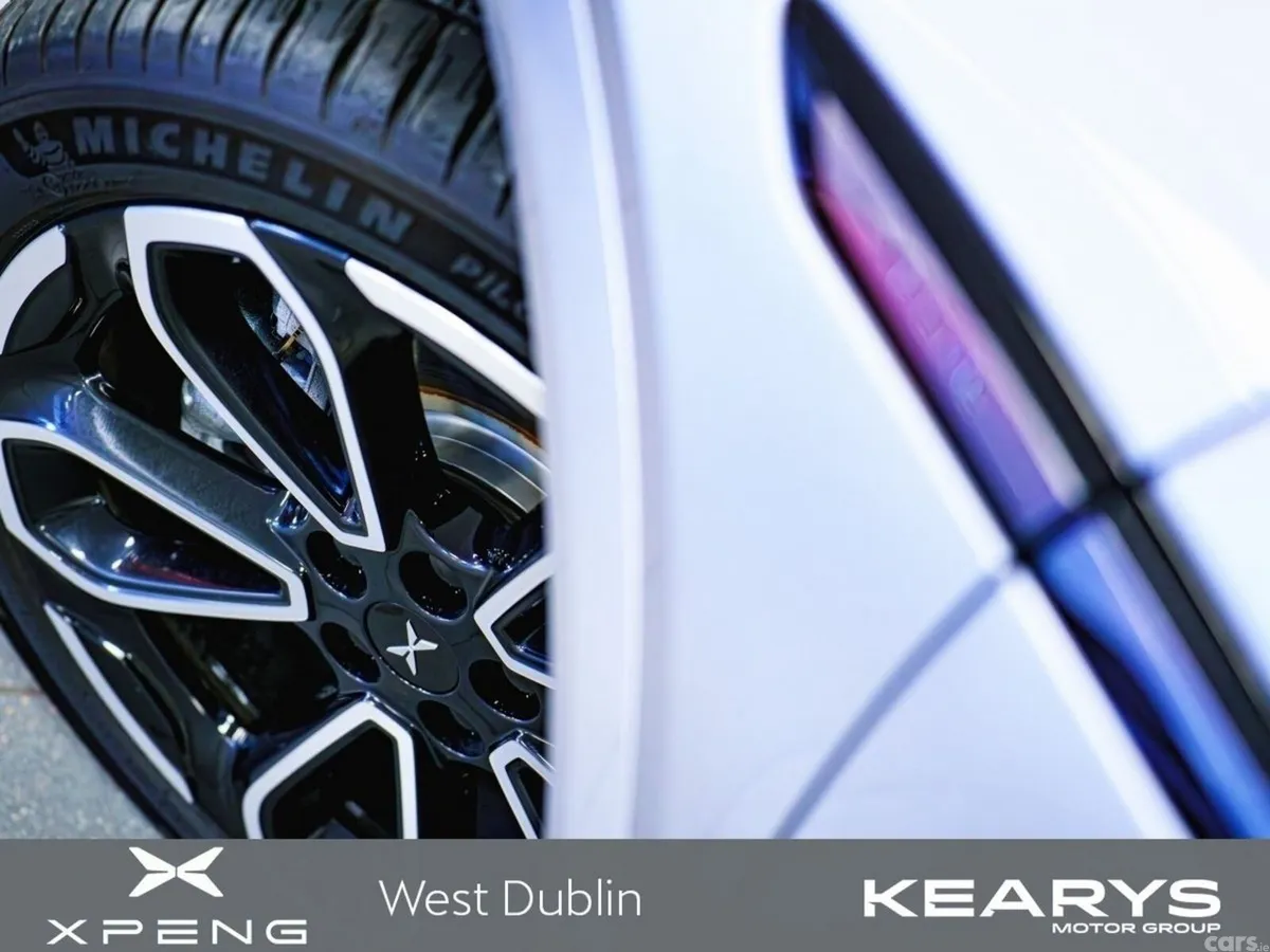 XPeng G6 Hatchback, Electric, 2026, Grey