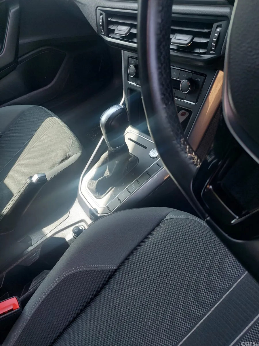 Volkswagen Polo Hatchback, Petrol, 2019, White