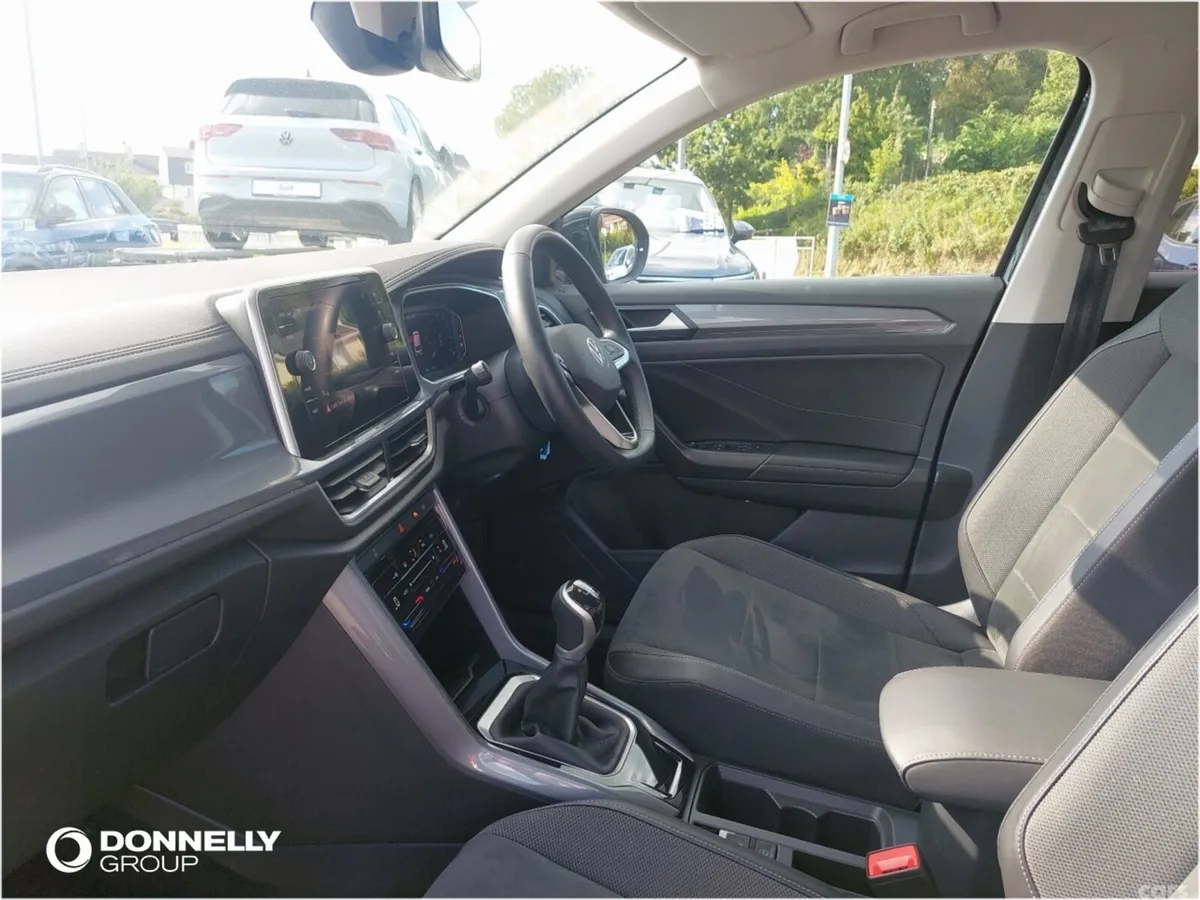 Volkswagen T-Roc Hatchback, Petrol, 2025, Black