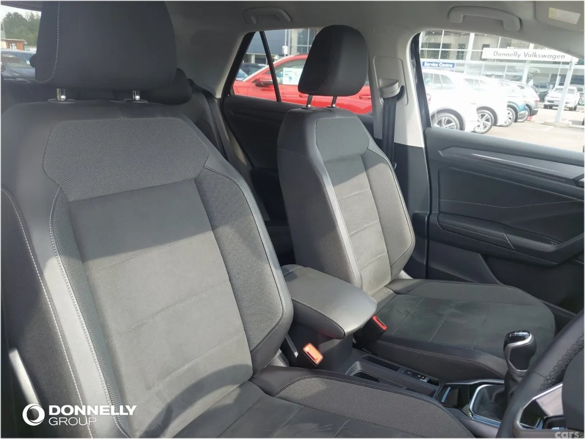 Volkswagen T-Roc Hatchback, Petrol, 2025, Black
