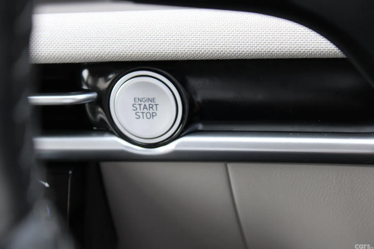 Hyundai Tucson SUV, Petrol Hybrid, 2024, Green