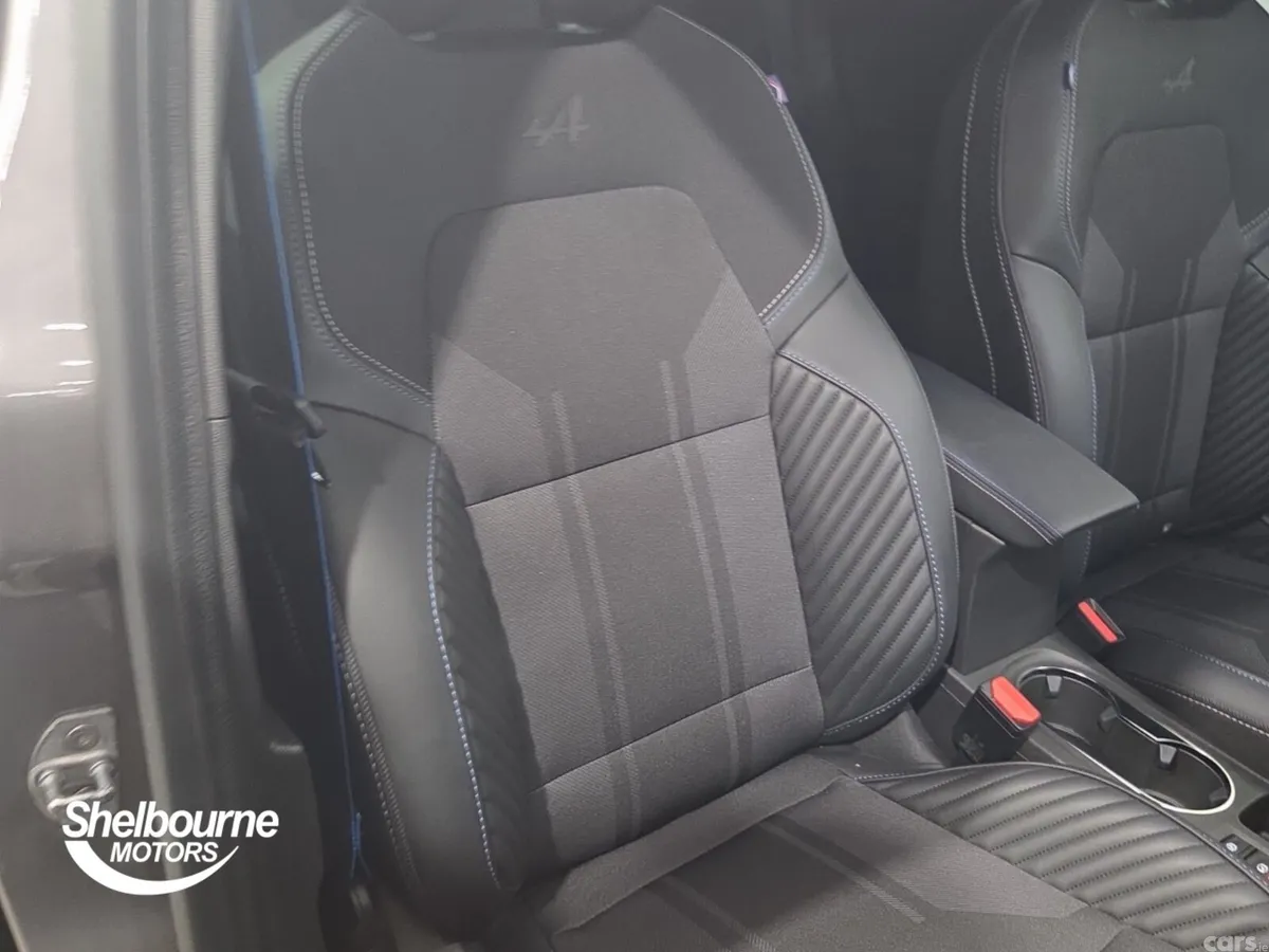 Renault Captur Hatchback, Petrol, 2026, Grey