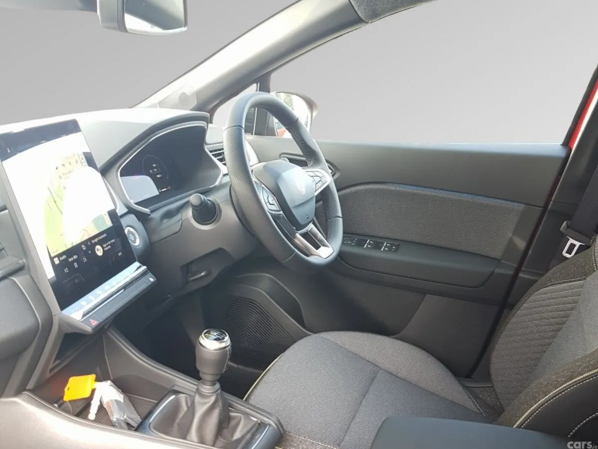 Renault Captur Hatchback, Petrol, 2026, Red