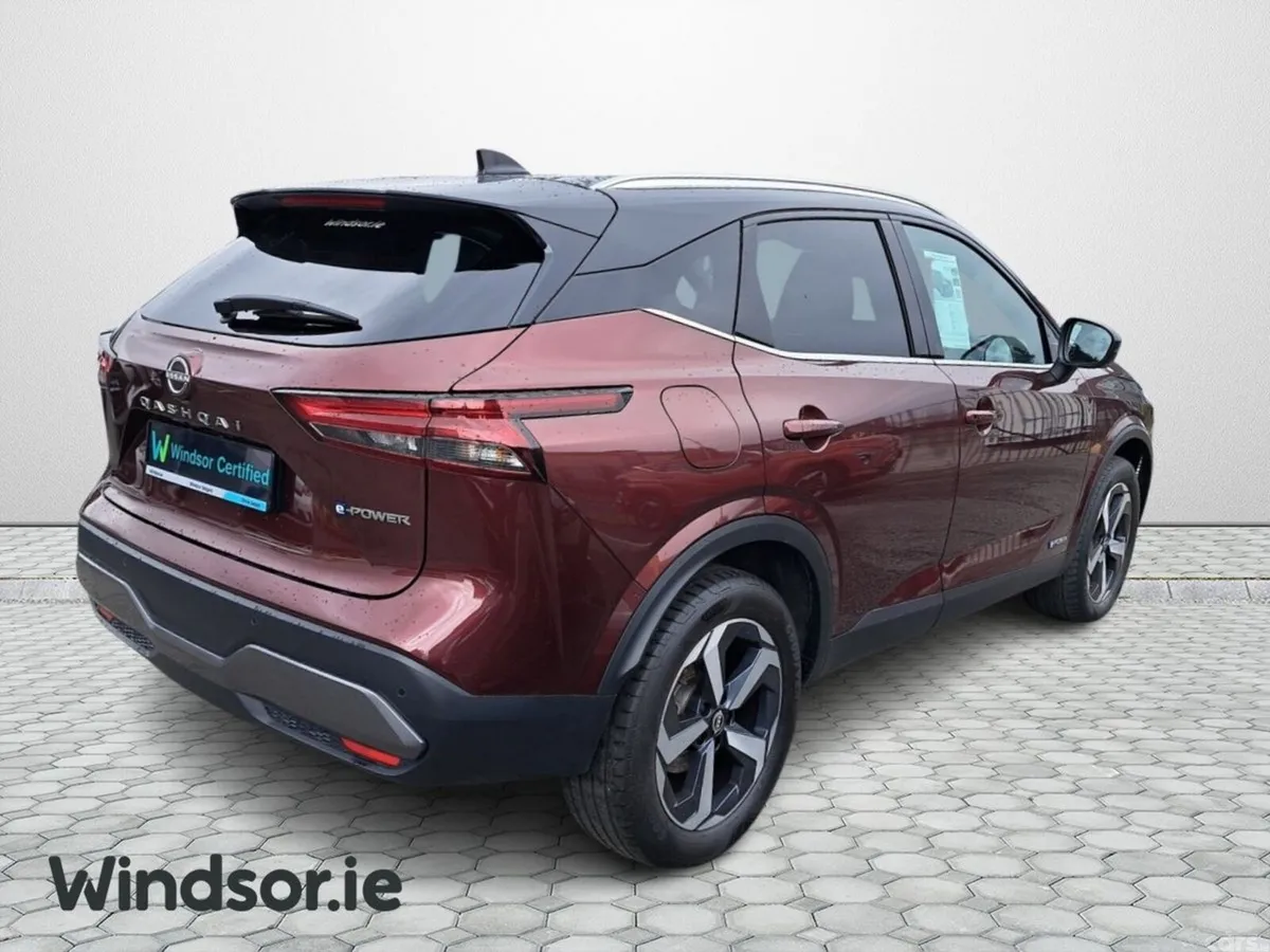 Nissan Qashqai SUV, Petrol Hybrid, 2024, Red