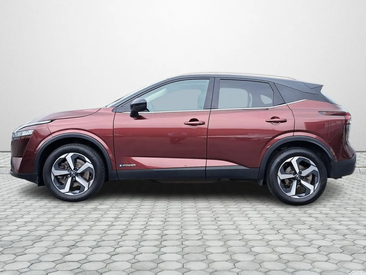 Nissan Qashqai SUV, Petrol Hybrid, 2024, Red