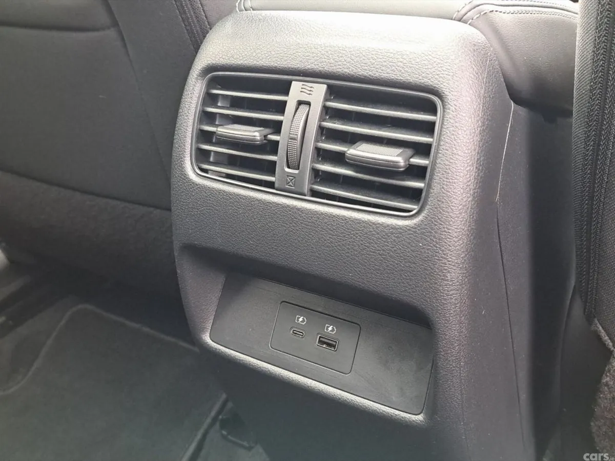 Nissan Qashqai SUV, Petrol Hybrid, 2024, Red