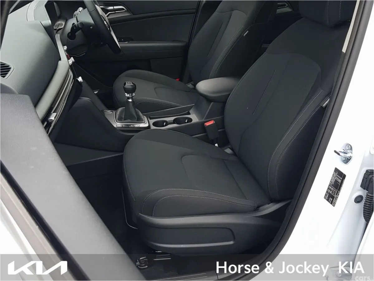 Kia Sportage SUV, Diesel Hybrid, 2026, White