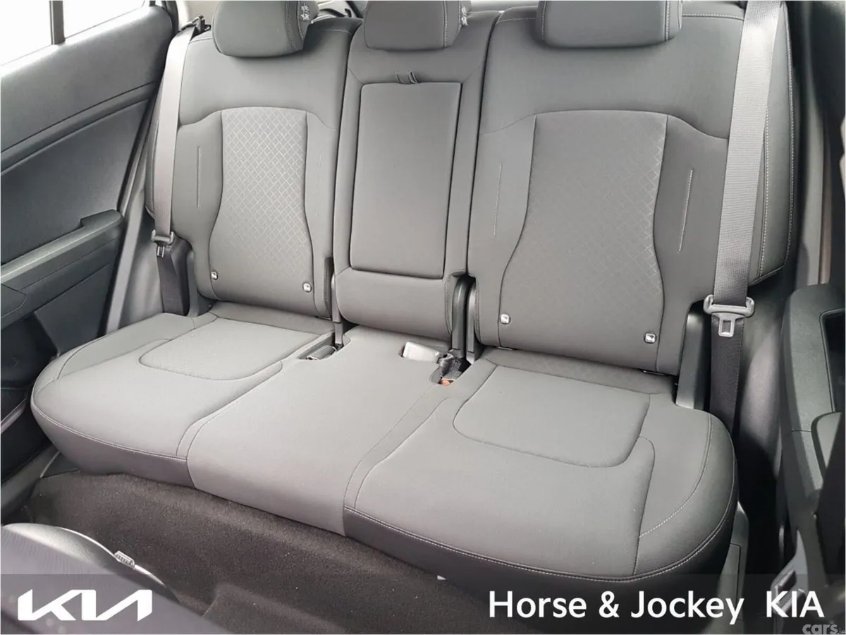 Kia Sportage SUV, Diesel Hybrid, 2026, White