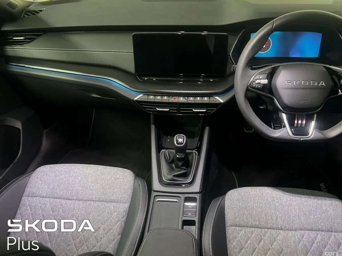 Skoda Octavia Saloon, Diesel, 2026, Black