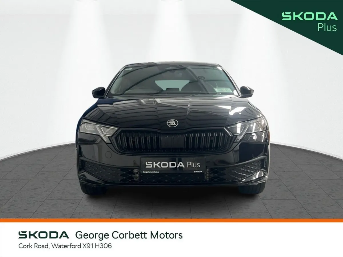 Skoda Octavia Saloon, Diesel, 2026, Black