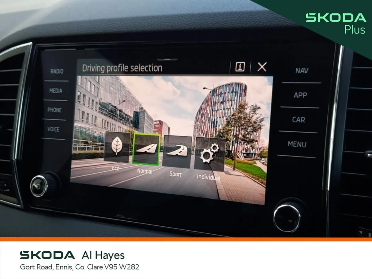 Skoda Karoq SUV, Diesel, 2024, Grey