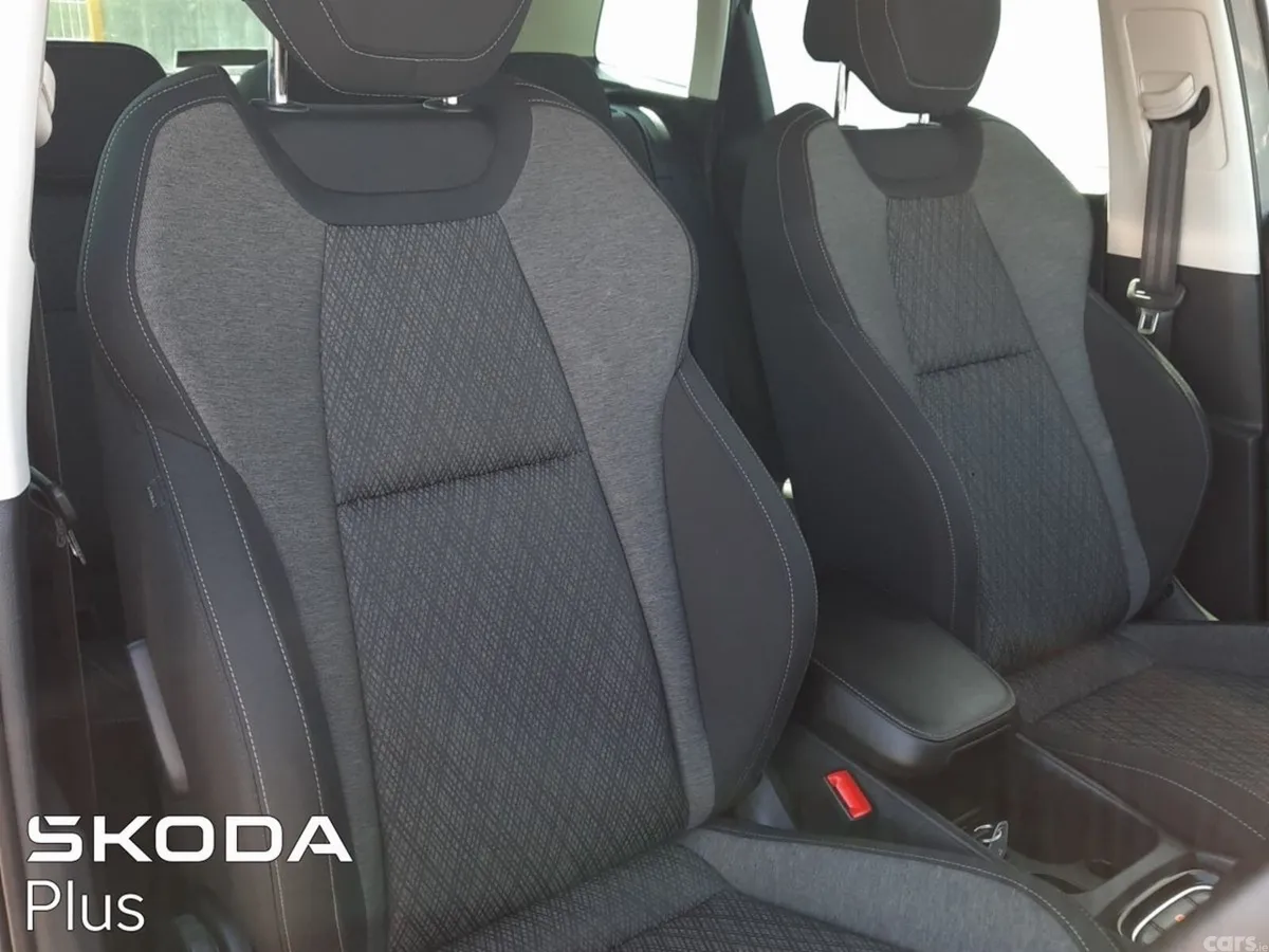 Skoda Karoq SUV, Diesel, 2024, Grey