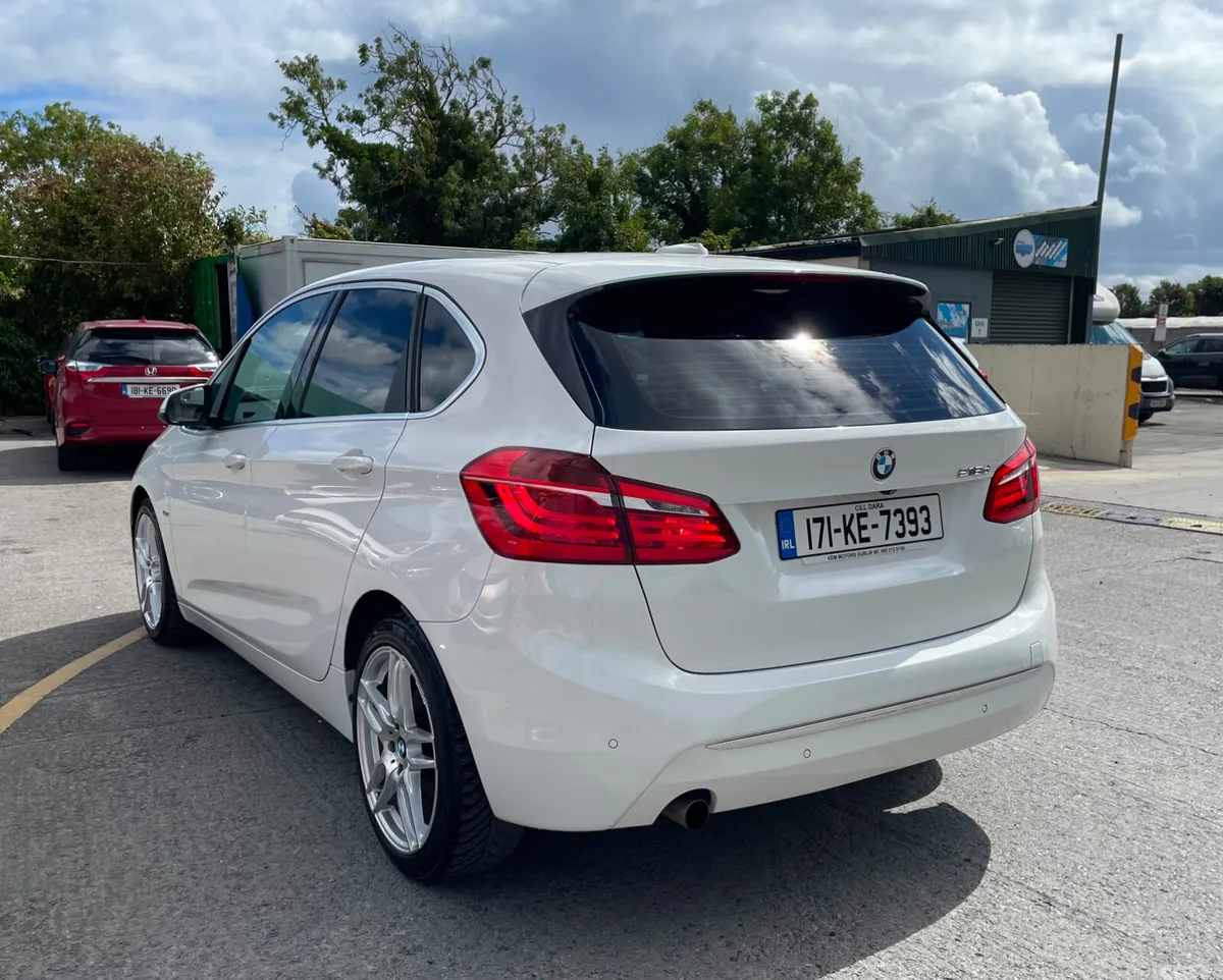 BMW 2-Series Hatchback, Diesel, 2017, White