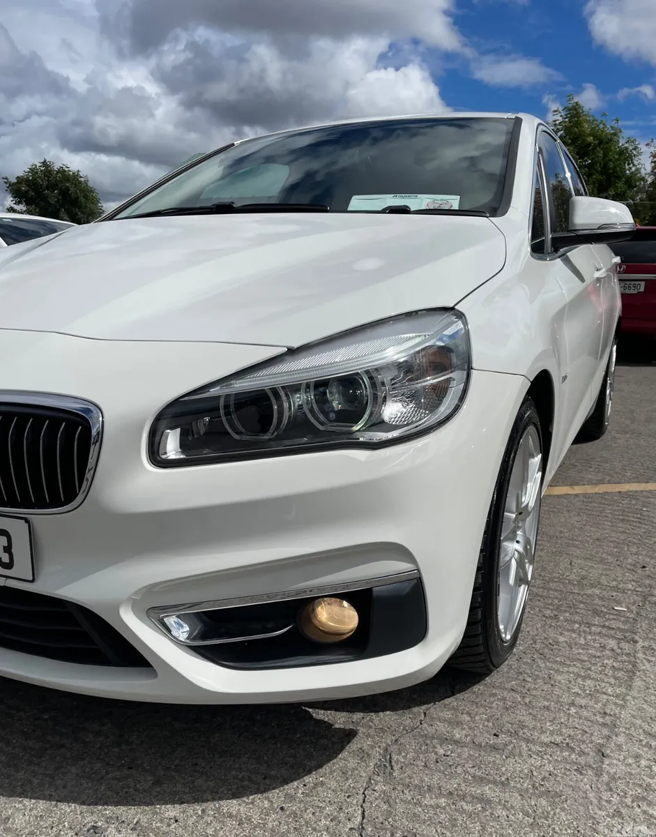 BMW 2-Series Hatchback, Diesel, 2017, White