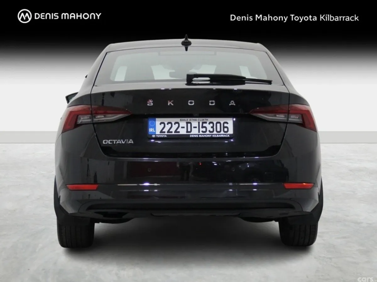 Skoda Octavia Hatchback, Petrol, 2022, Black