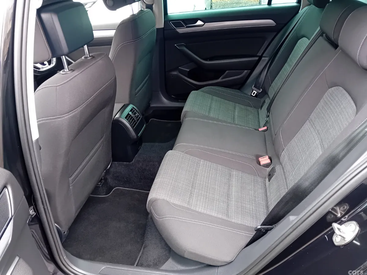 Volkswagen Passat Estate, Diesel, 2020, Black