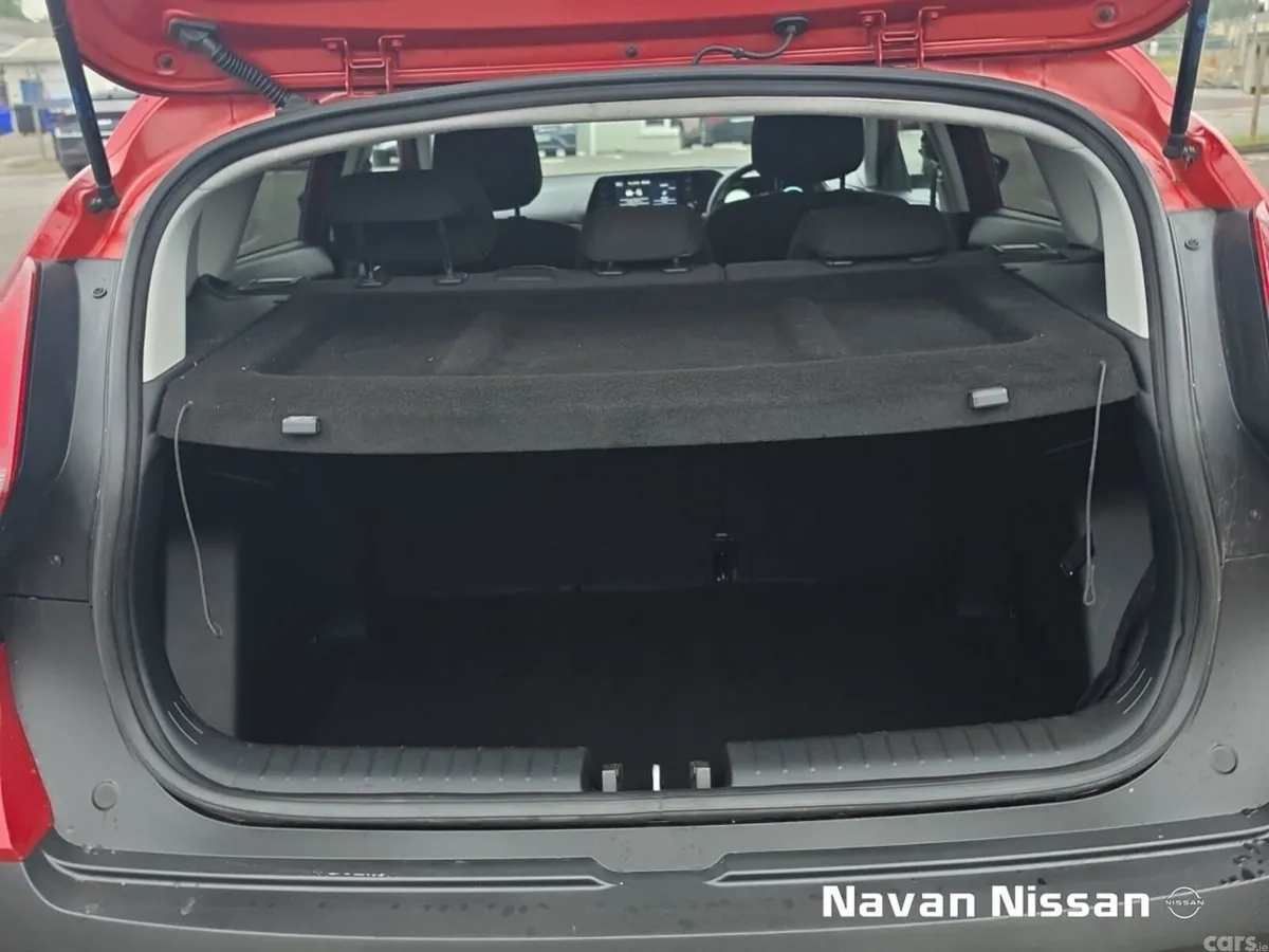 Hyundai Bayon Estate, Petrol, 2021, Red
