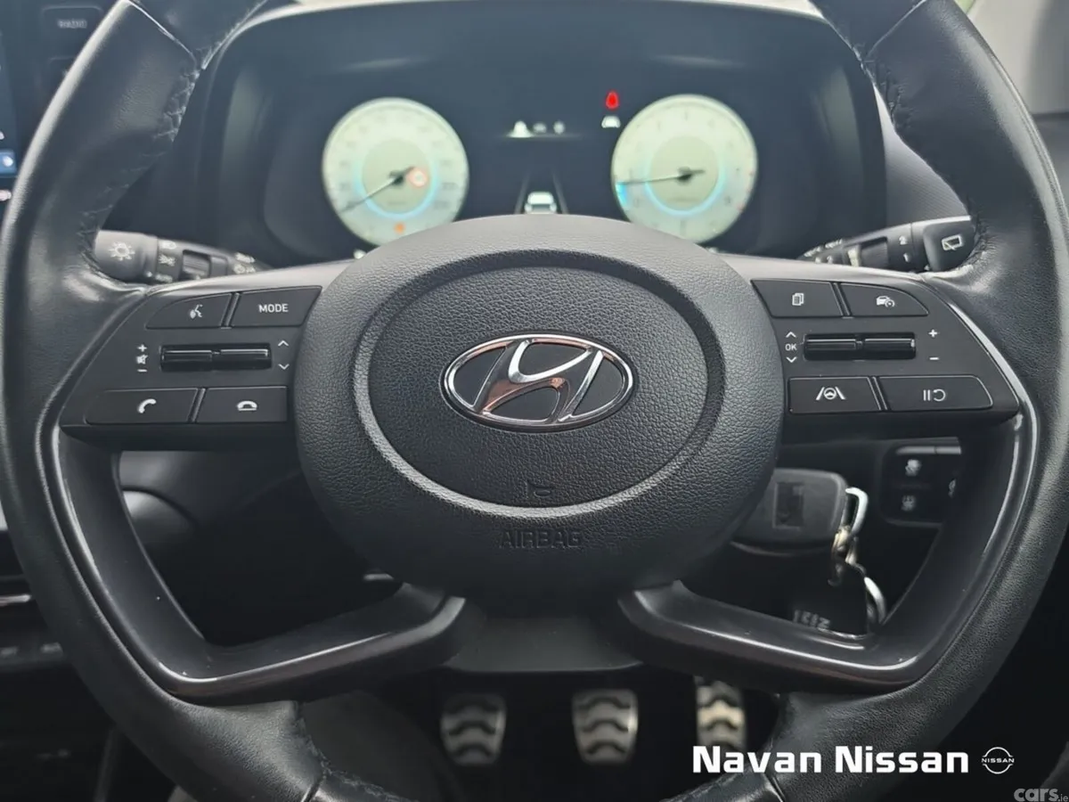 Hyundai Bayon Estate, Petrol, 2021, Red