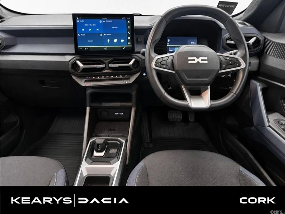 Dacia Duster SUV, Petrol Hybrid, 2026, Grey