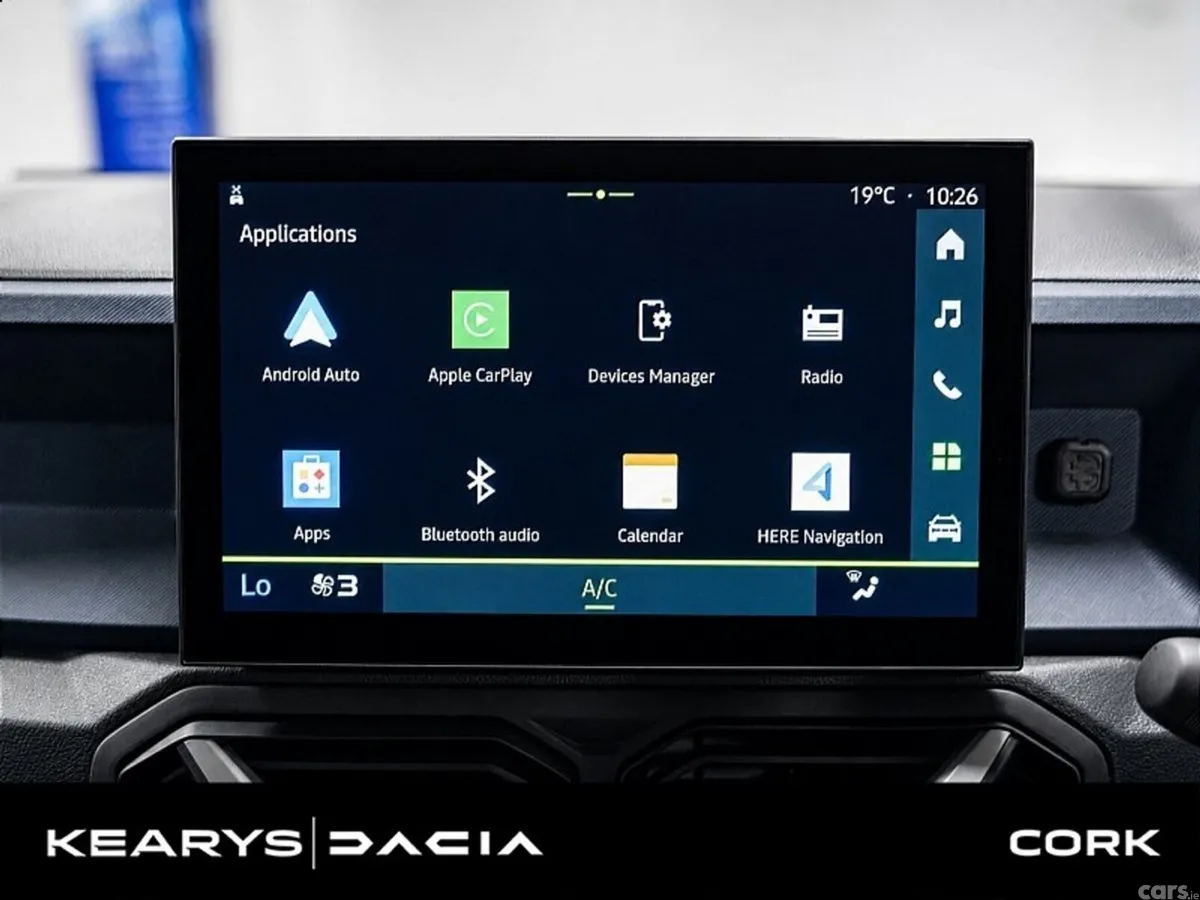 Dacia Duster SUV, Petrol Hybrid, 2026, Grey