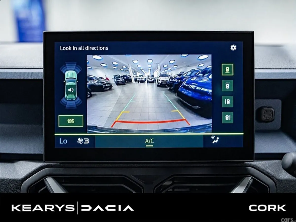 Dacia Duster SUV, Petrol Hybrid, 2026, Grey
