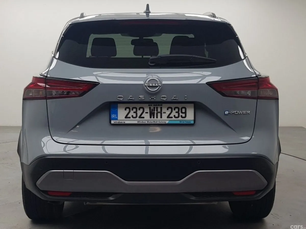 Nissan Qashqai MPV, Petrol Hybrid, 2023, Grey