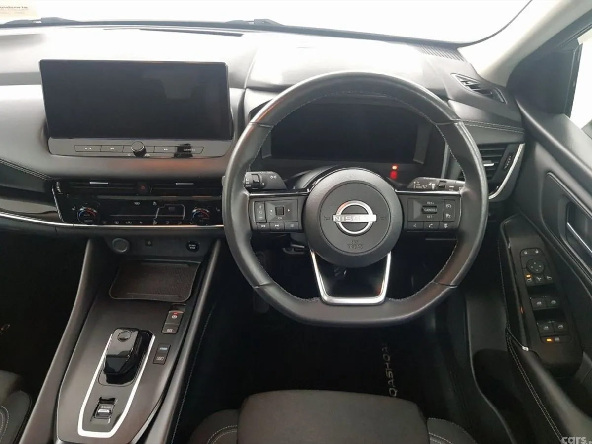 Nissan Qashqai MPV, Petrol Hybrid, 2023, Grey