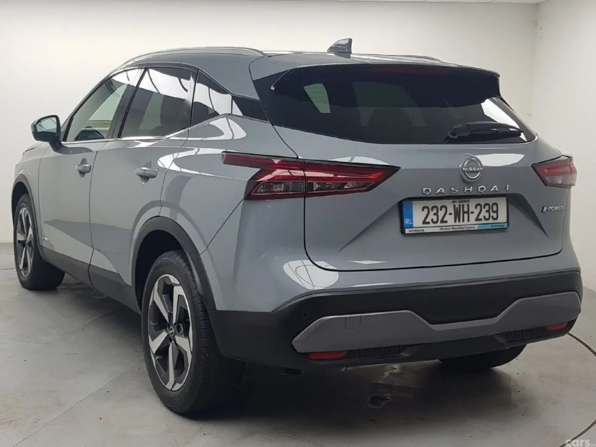 Nissan Qashqai MPV, Petrol Hybrid, 2023, Grey