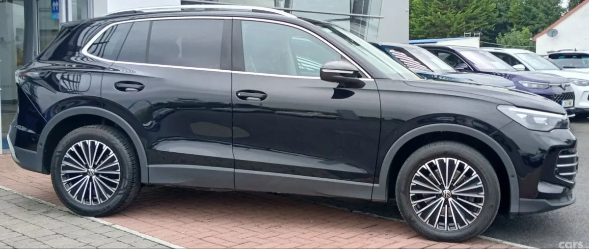 Volkswagen Tiguan SUV, Diesel, 2024, Black