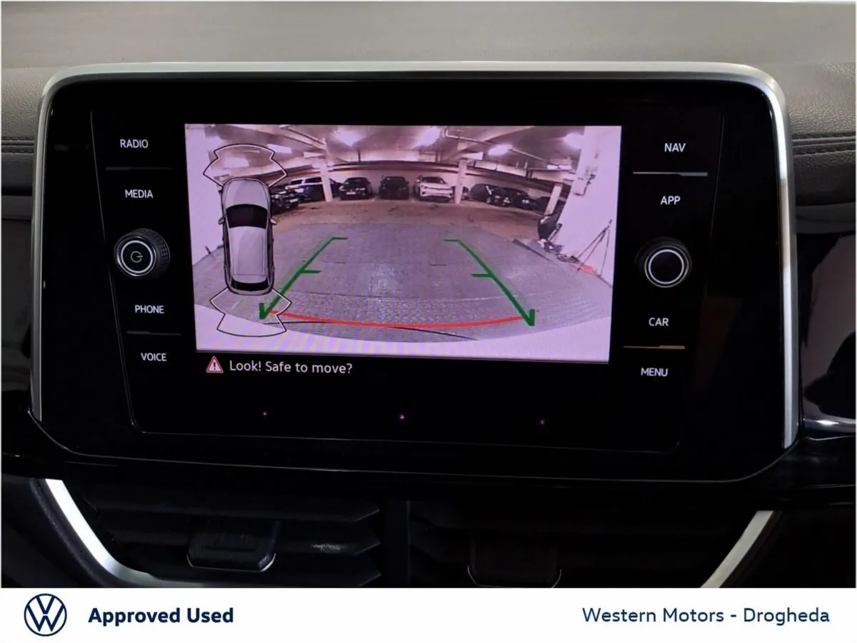 Volkswagen T-Roc SUV, Petrol, 2024, White