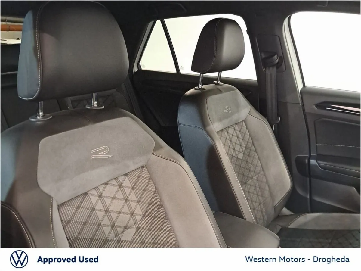Volkswagen T-Roc SUV, Petrol, 2024, White
