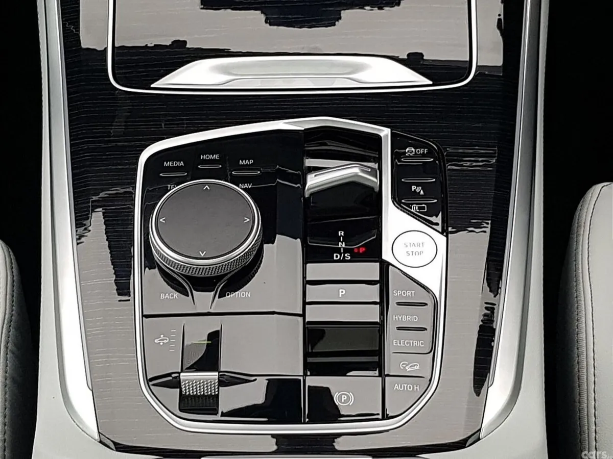 BMW X5 SUV, Petrol Plug-in Hybrid, 2025, Black