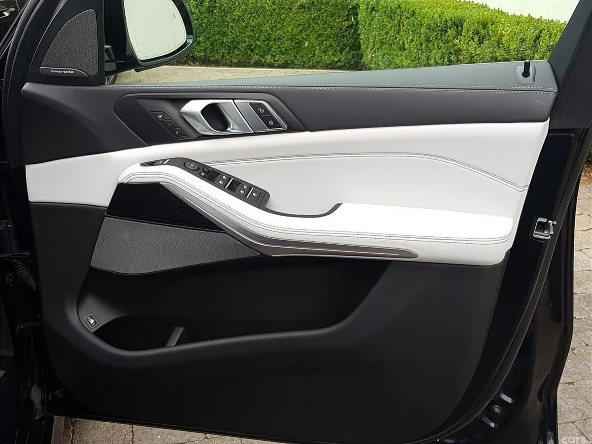 BMW X5 SUV, Petrol Plug-in Hybrid, 2025, Black