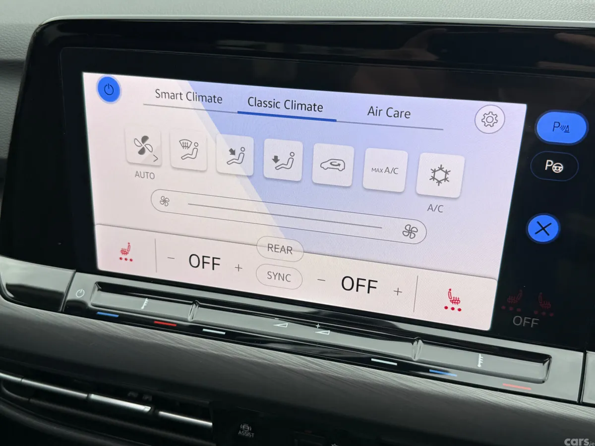 Volkswagen Golf Hatchback, Diesel, 2022, Red