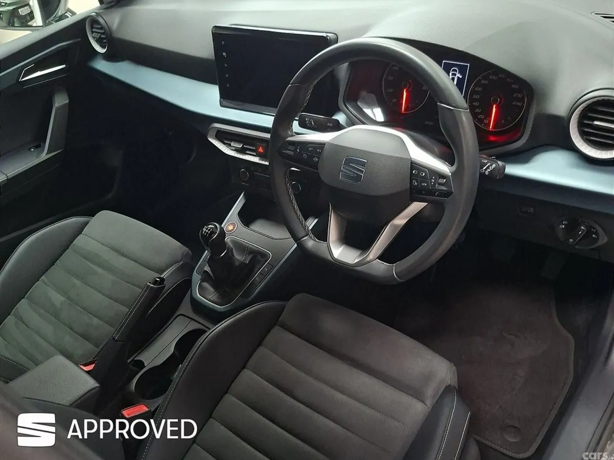 SEAT Arona SUV, Petrol, 2023, White