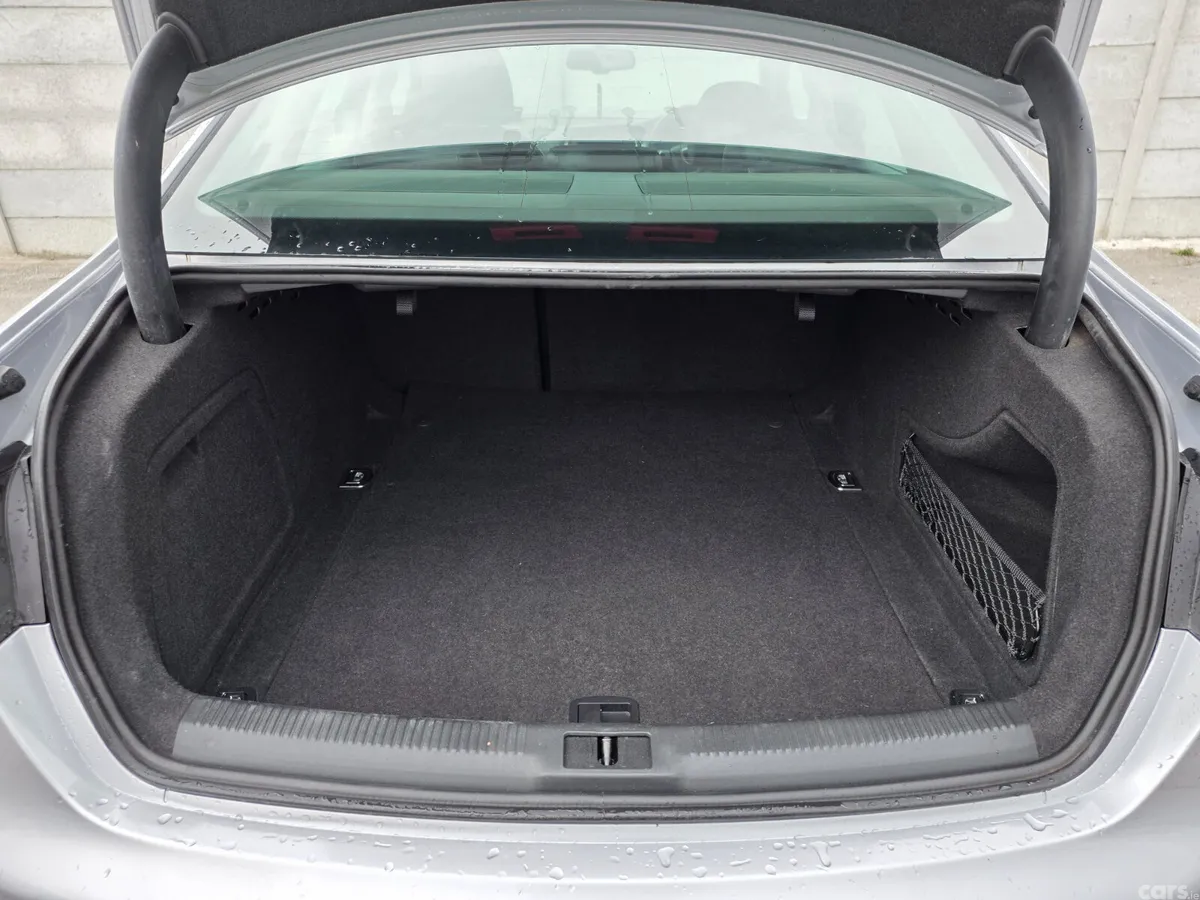 Audi A4 Saloon, Diesel, 2015, Silver